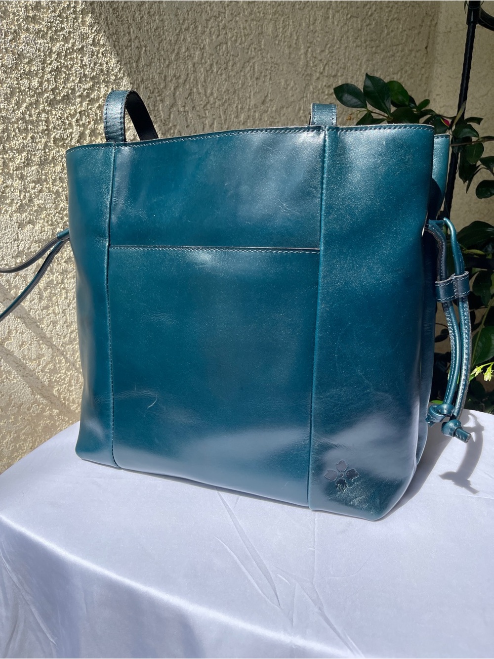 Patricia Nash Everton Slouchy Tote bag 
Caribbean Blue
